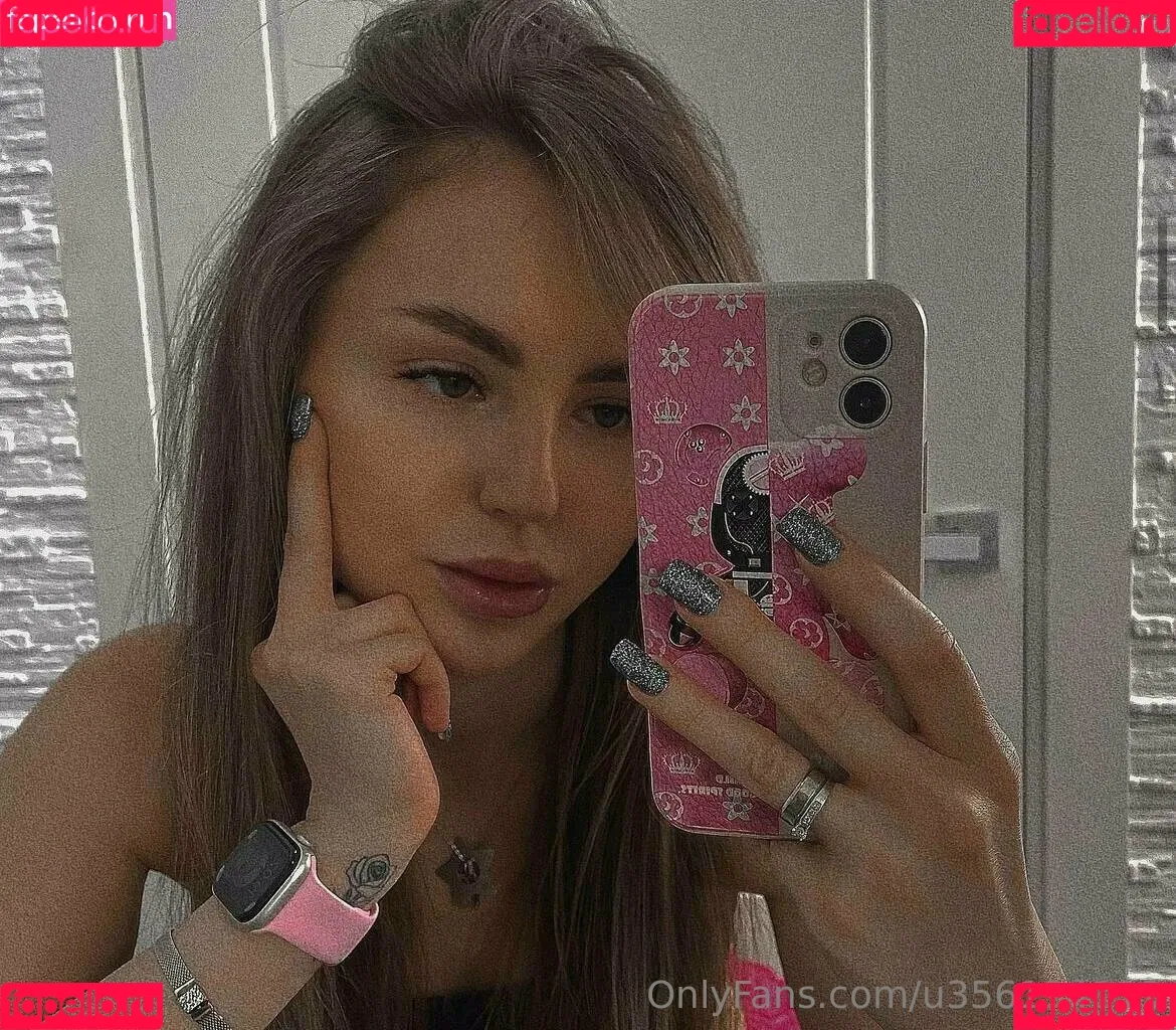star_roxy Onlyfans Photo Gallery 