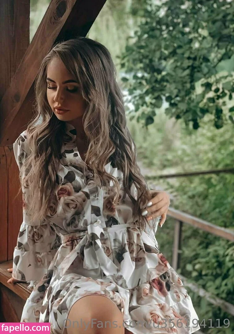 star_roxy Onlyfans Photo Gallery 