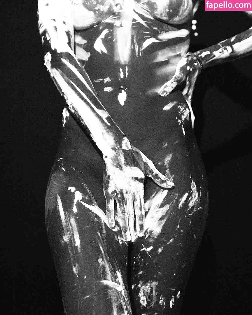 Sofia Boutella Onlyfans Photo Gallery 