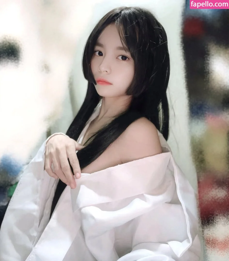 Shayri May Tagyamon Onlyfans Photo Gallery 