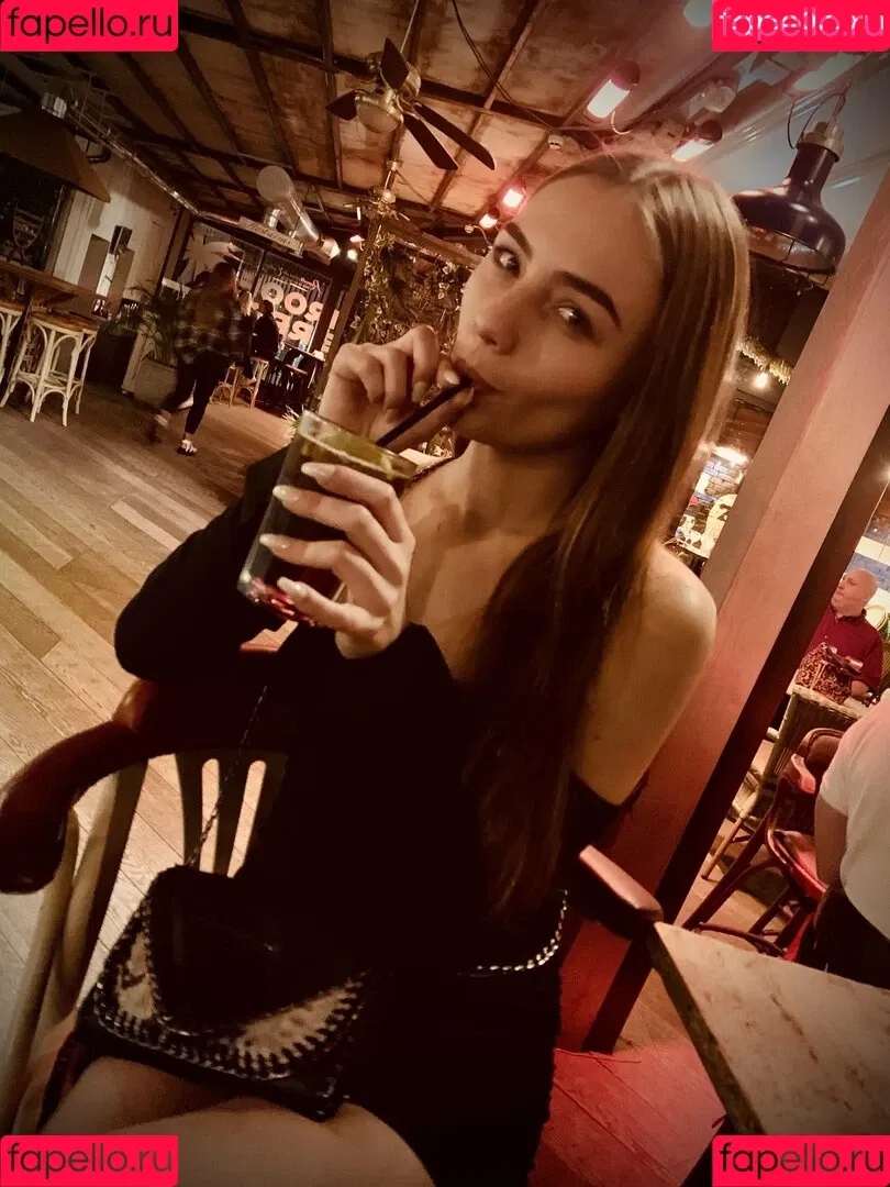 hania-x Onlyfans Photo Gallery 