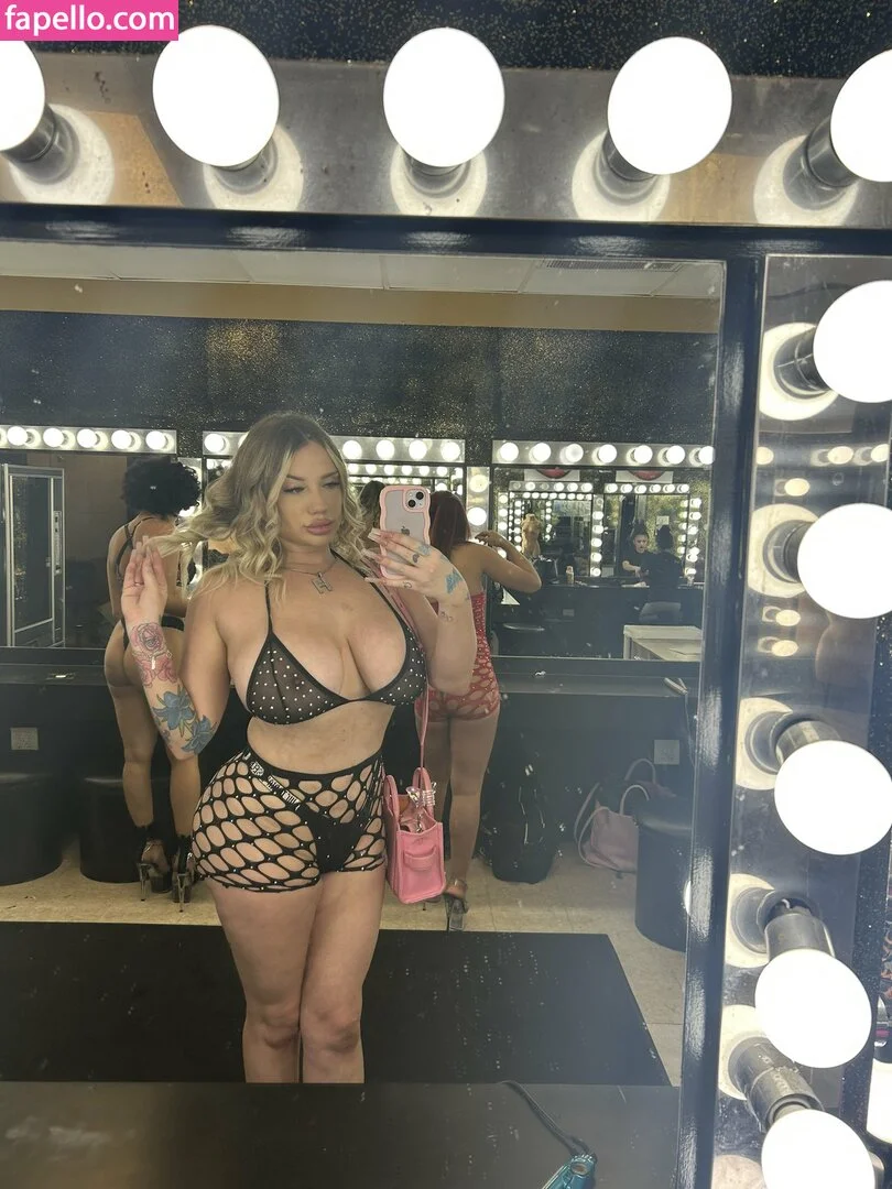 BabyHayl33 Onlyfans Photo Gallery 