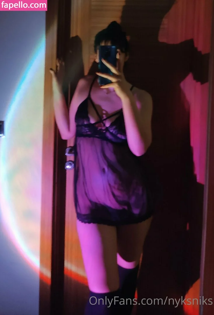nyksniks Onlyfans Photo Gallery 