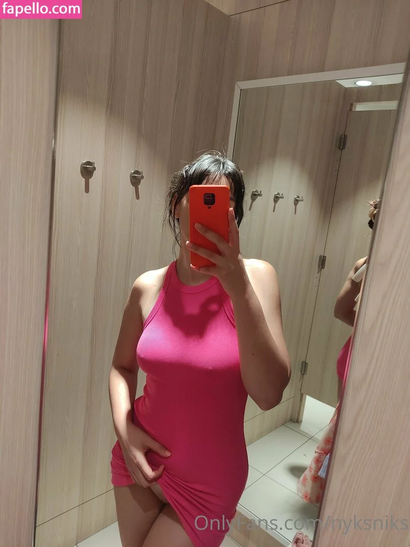 nyksniks Onlyfans Photo Gallery 