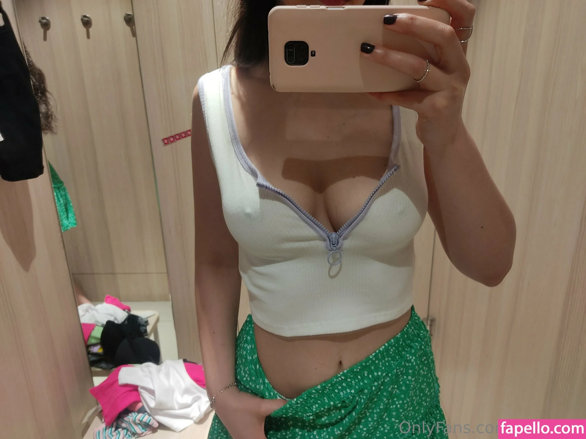 nyksniks Onlyfans Photo Gallery 