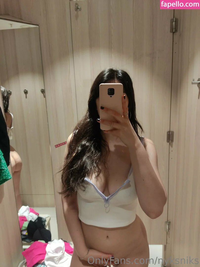 nyksniks Onlyfans Photo Gallery 