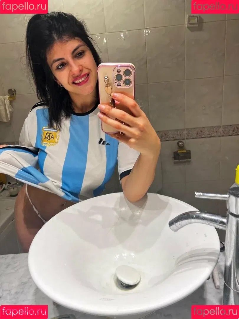 XAntonela Onlyfans Photo Gallery 