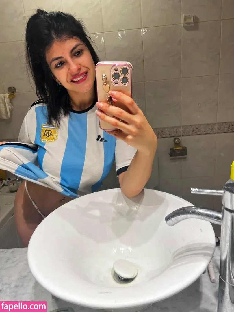 XAntonela Onlyfans Photo Gallery 