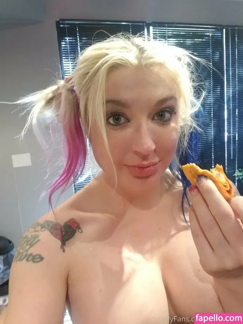 leyafalcon Onlyfans Photo Gallery 