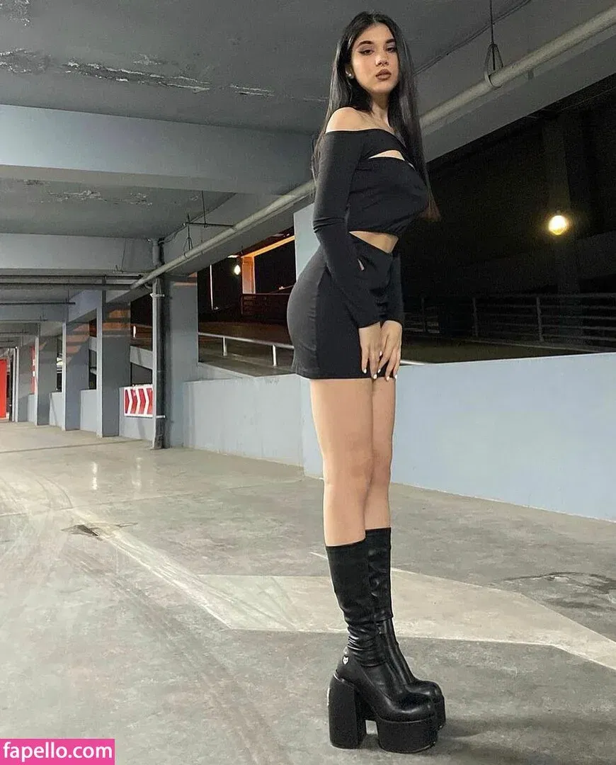 serpilokc Onlyfans Photo Gallery 