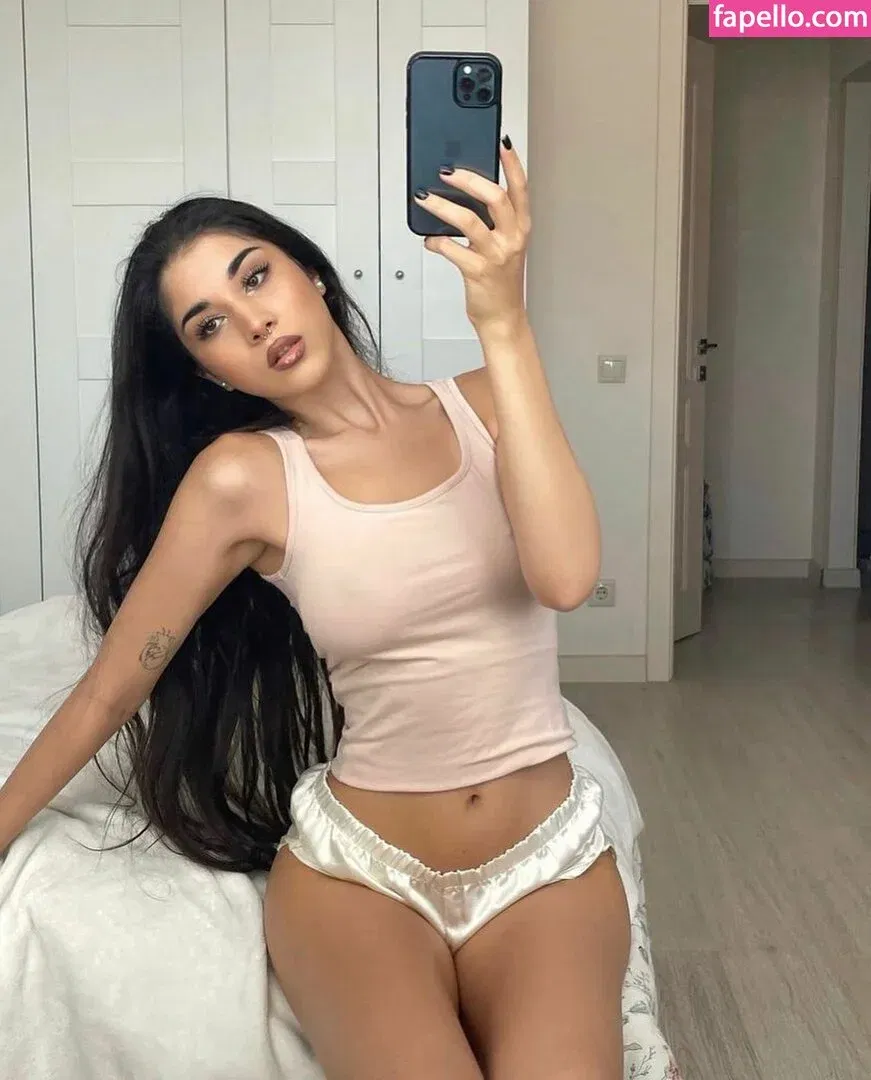 serpilokc Onlyfans Photo Gallery 