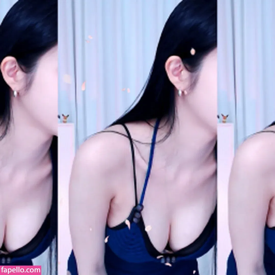 wannabe33 Onlyfans Photo Gallery 