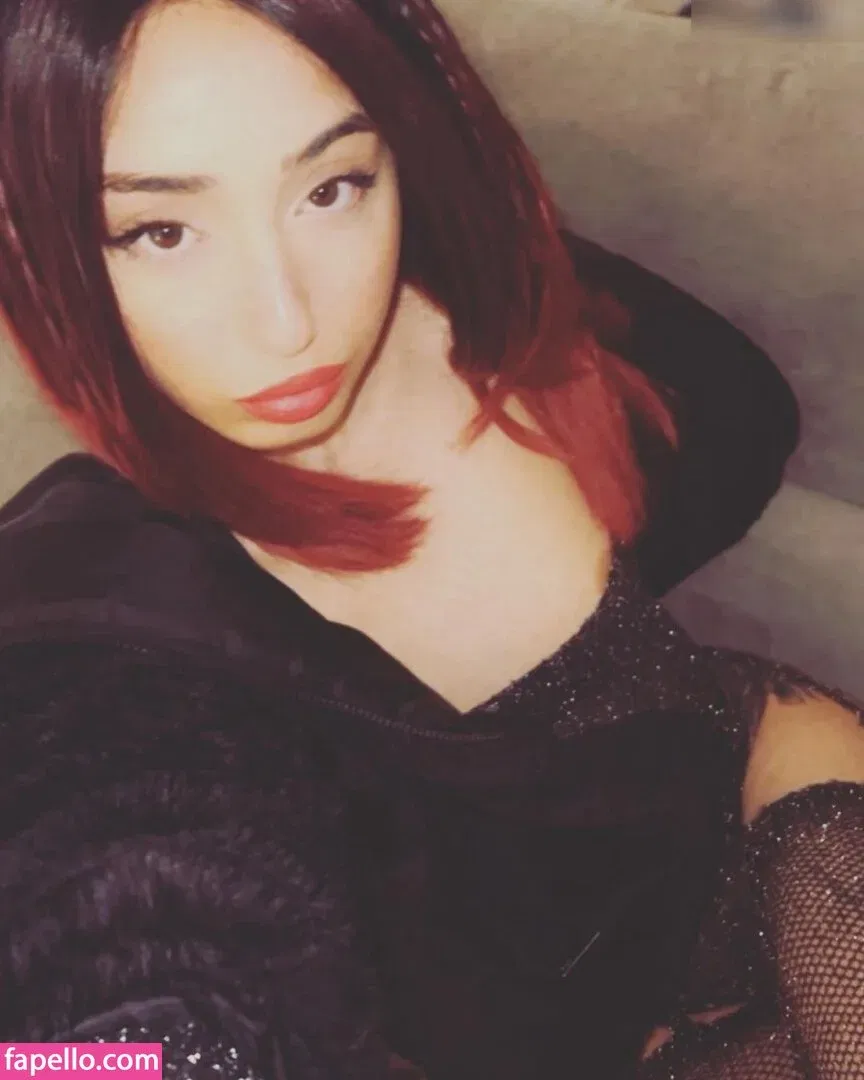 Leyla Lewis Onlyfans Photo Gallery 