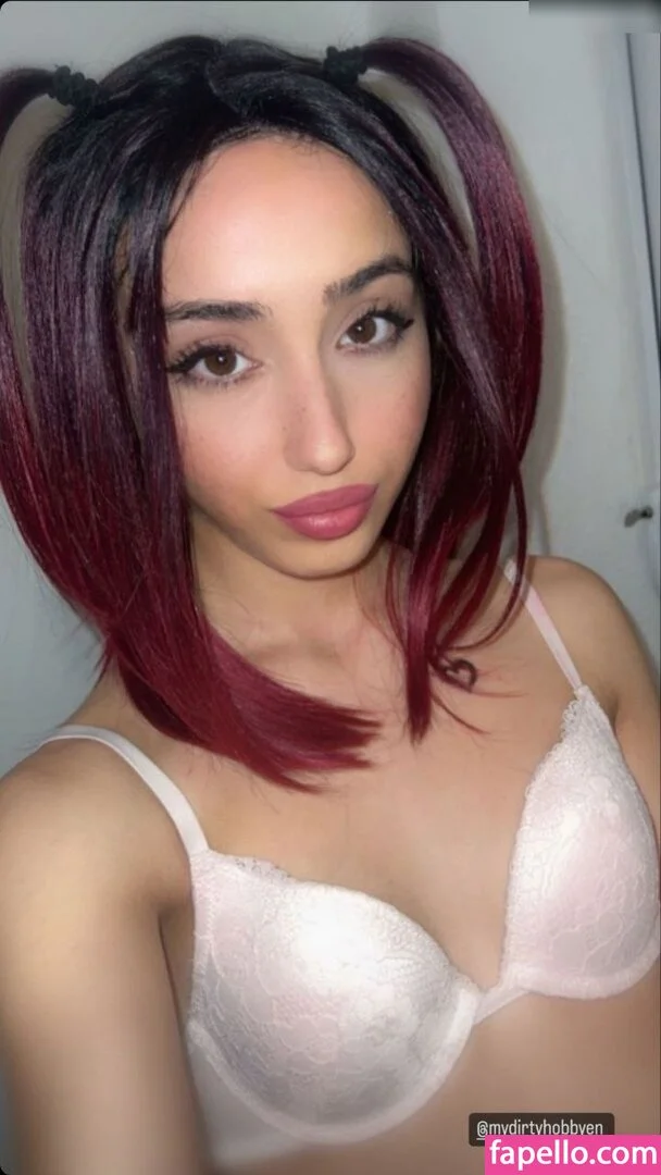 Leyla Lewis Onlyfans Photo Gallery 