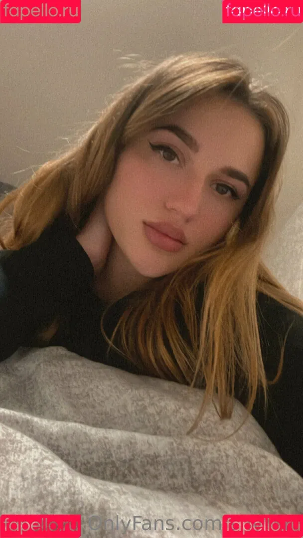shy_lilli Onlyfans Photo Gallery 