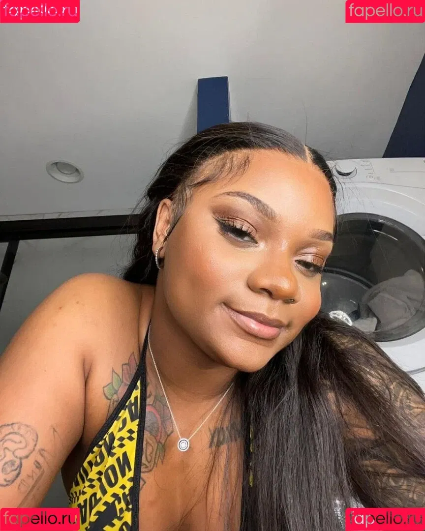 Riiah.Rosae Onlyfans Photo Gallery 