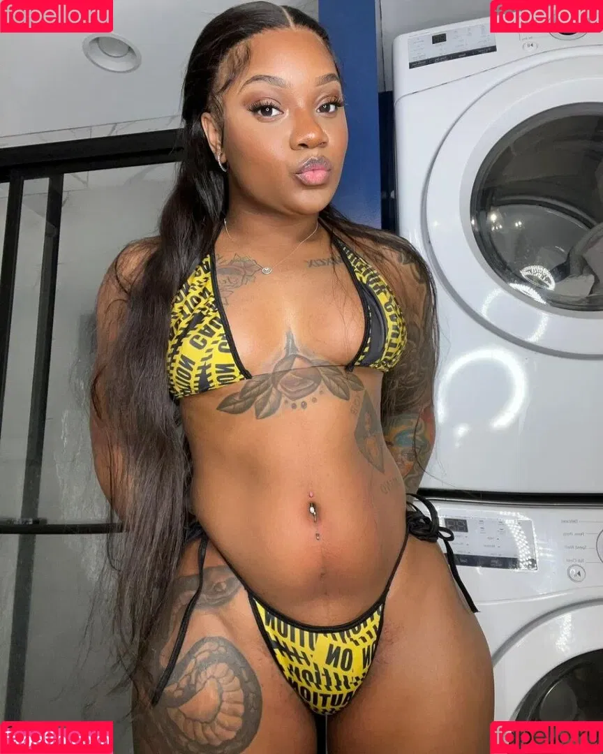 Riiah.Rosae Onlyfans Photo Gallery 