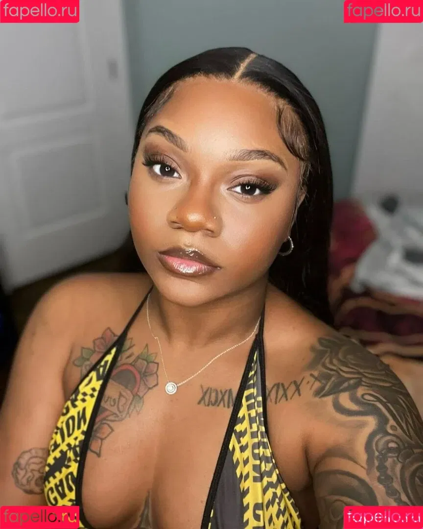 Riiah.Rosae Onlyfans Photo Gallery 