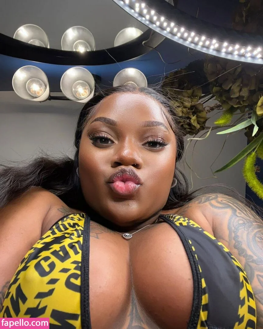 Riiah.Rosae Onlyfans Photo Gallery 