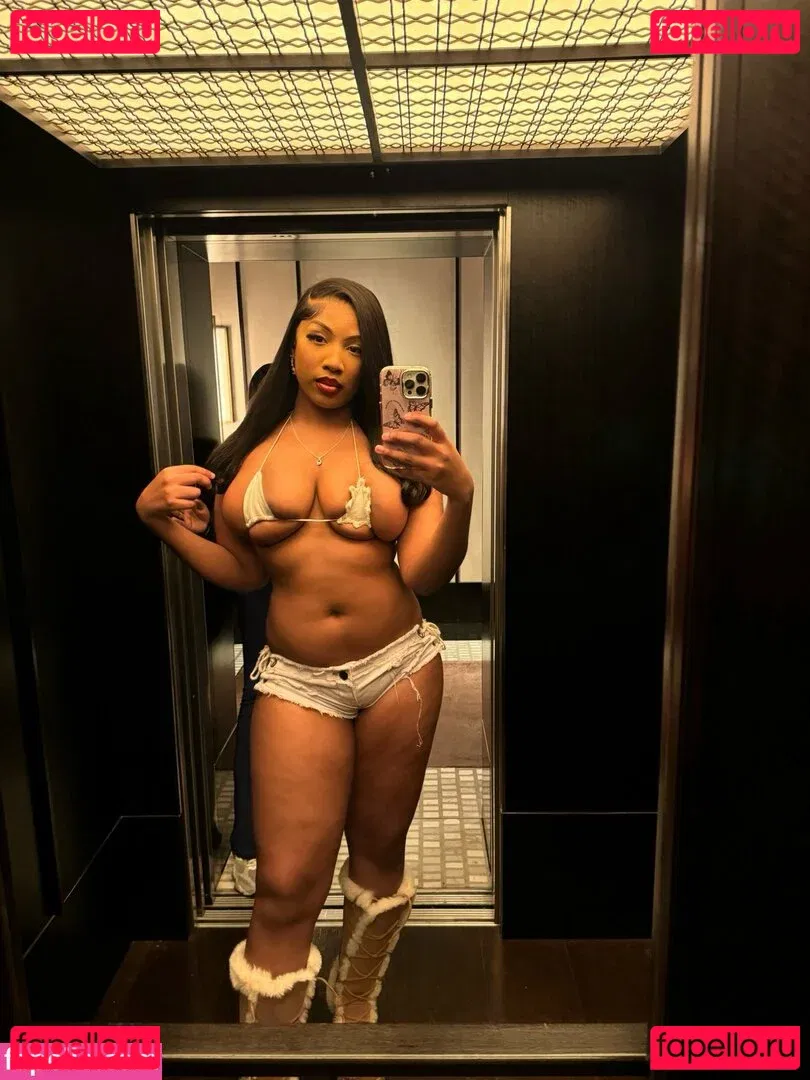 Ceechynaa Onlyfans Photo Gallery 