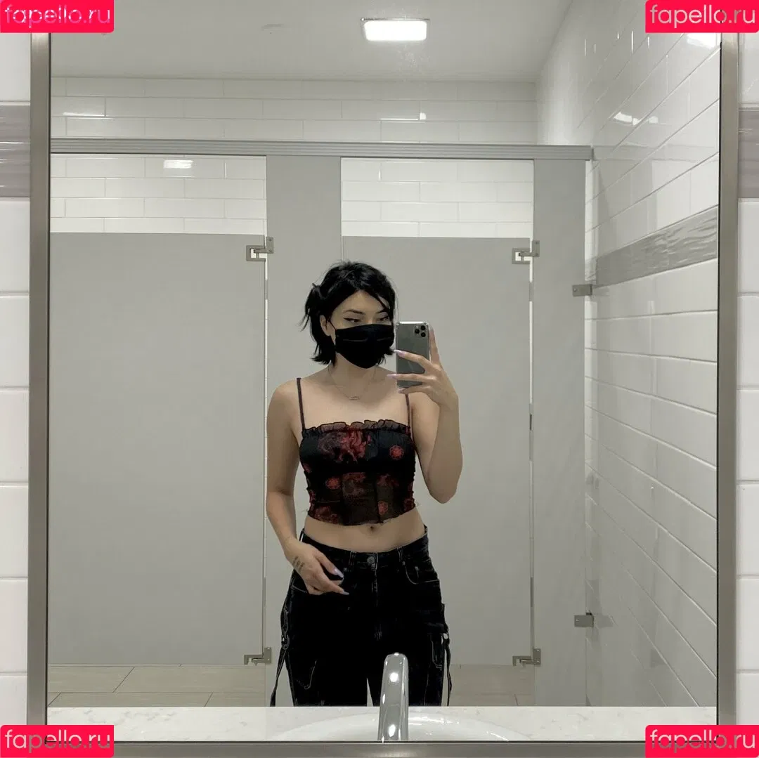 Coughsy Onlyfans Photo Gallery 