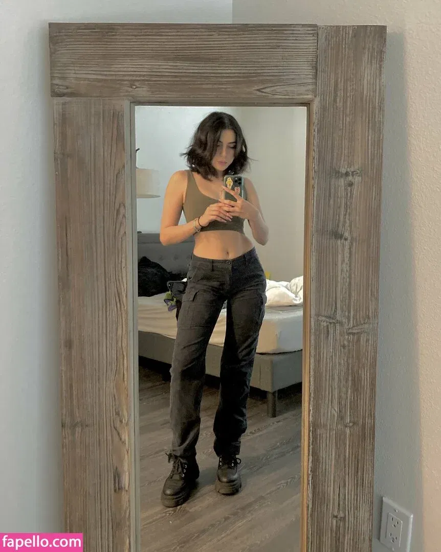 Coughsy Onlyfans Photo Gallery 