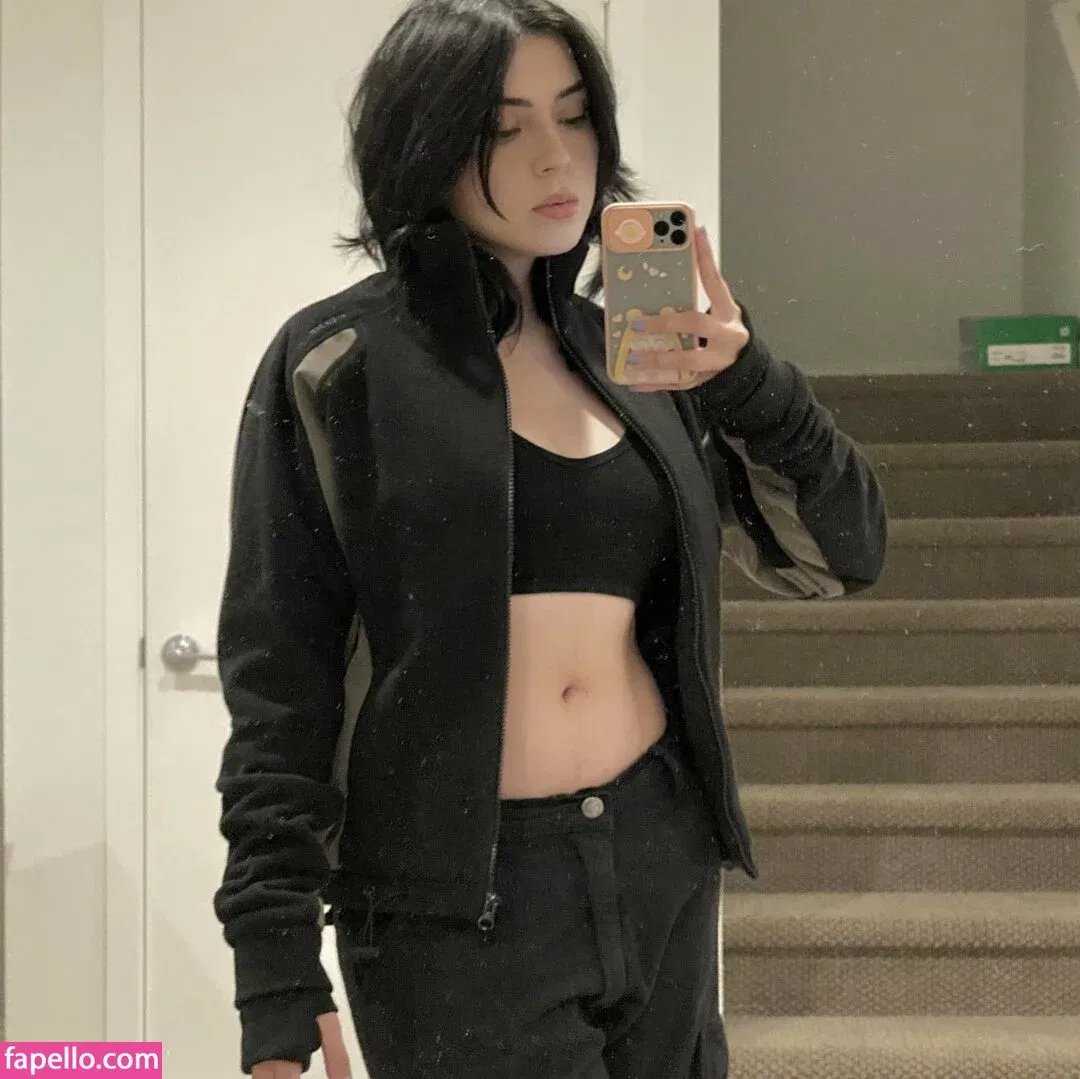 Coughsy Onlyfans Photo Gallery 