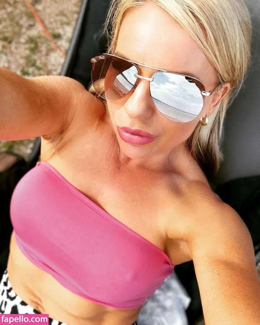 Honey Joy Onlyfans Photo Gallery 