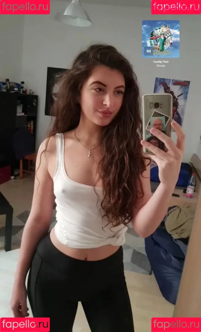 Anna Victoria Binnebößel Onlyfans Photo Gallery 