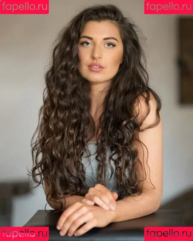 Anna Victoria Binnebößel Onlyfans Photo Gallery 