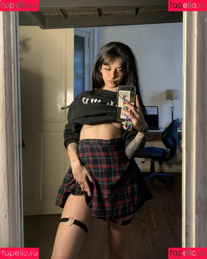 meli777 Onlyfans Photo Gallery 