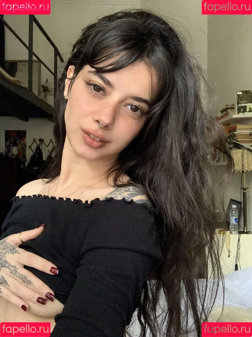 meli777 Onlyfans Photo Gallery 