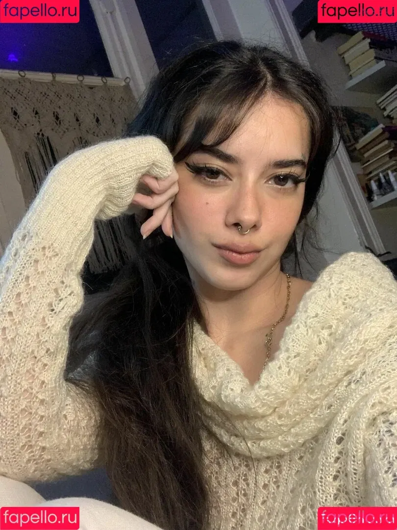 meli777 Onlyfans Photo Gallery 