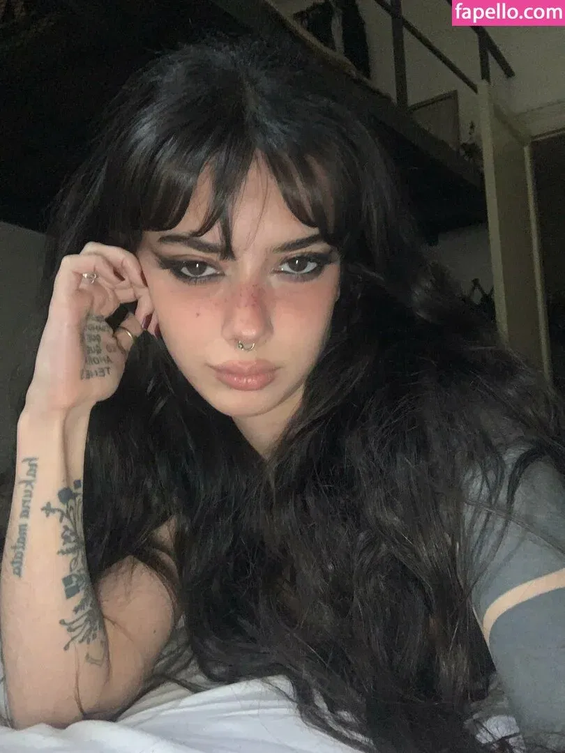 meli777 Onlyfans Photo Gallery 