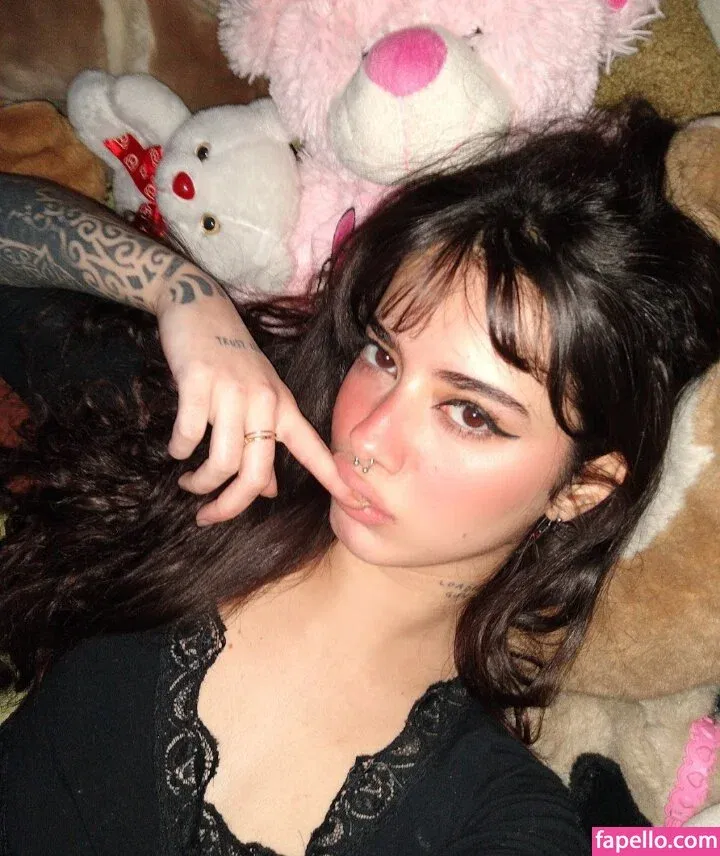 meli777 Onlyfans Photo Gallery 