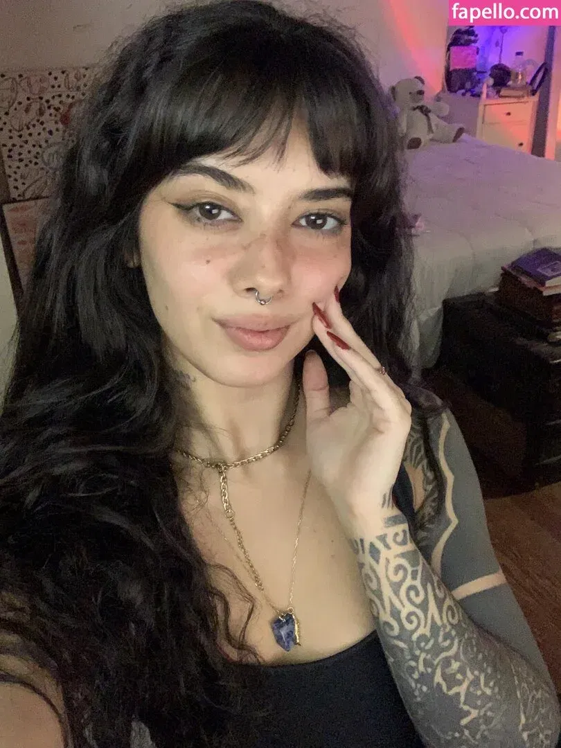 meli777 Onlyfans Photo Gallery 