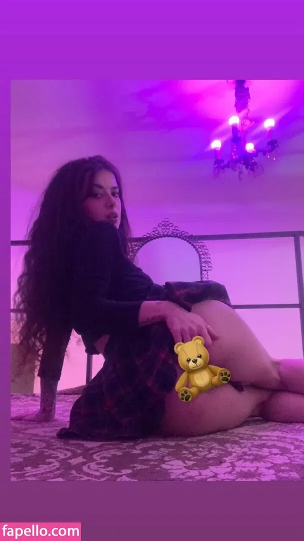 meli777 Onlyfans Photo Gallery 