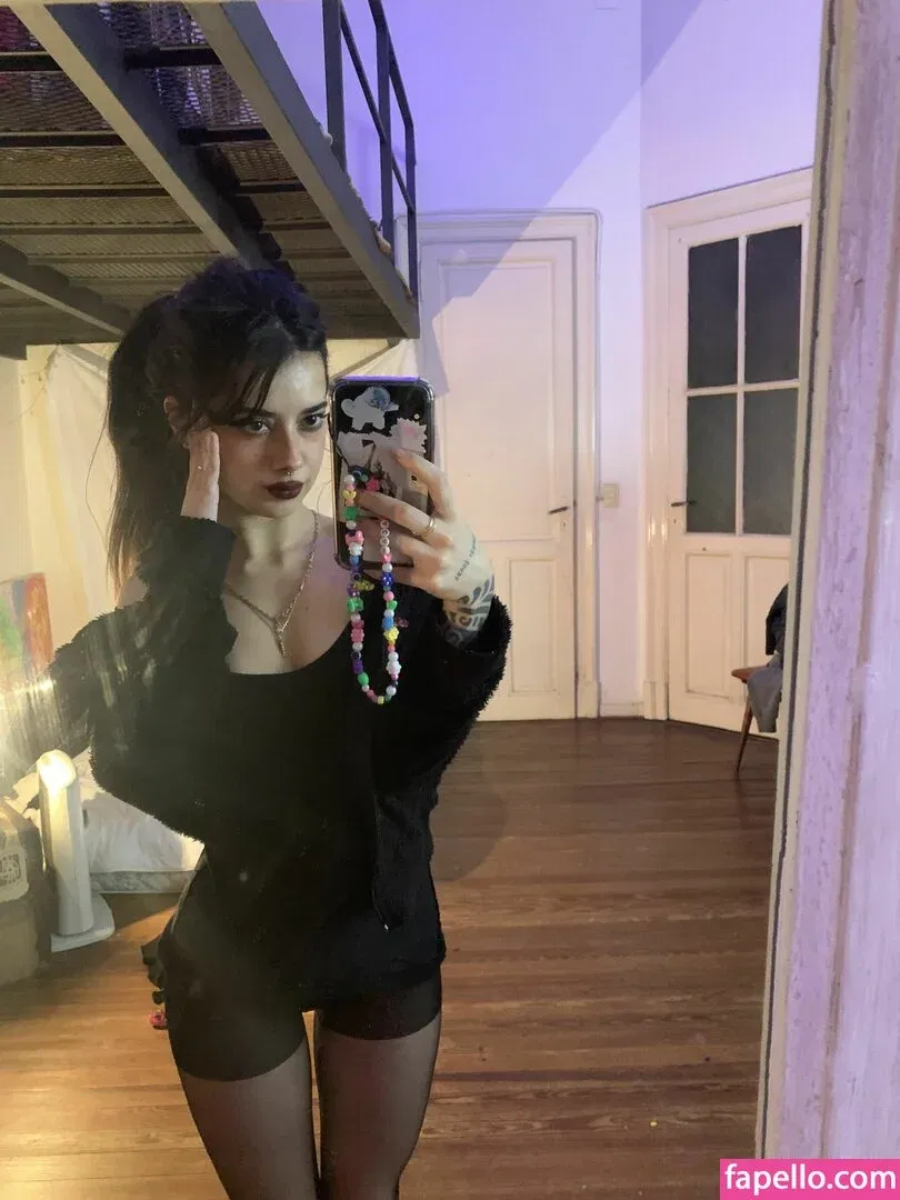 meli777 Onlyfans Photo Gallery 