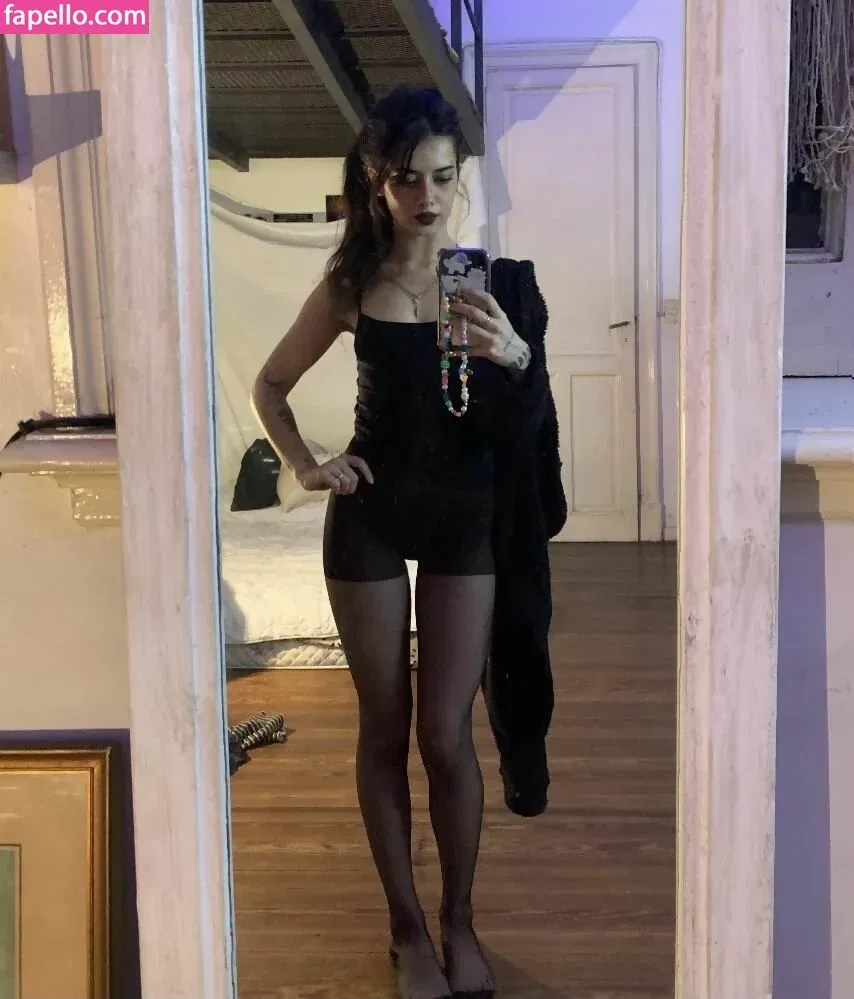 meli777 Onlyfans Photo Gallery 