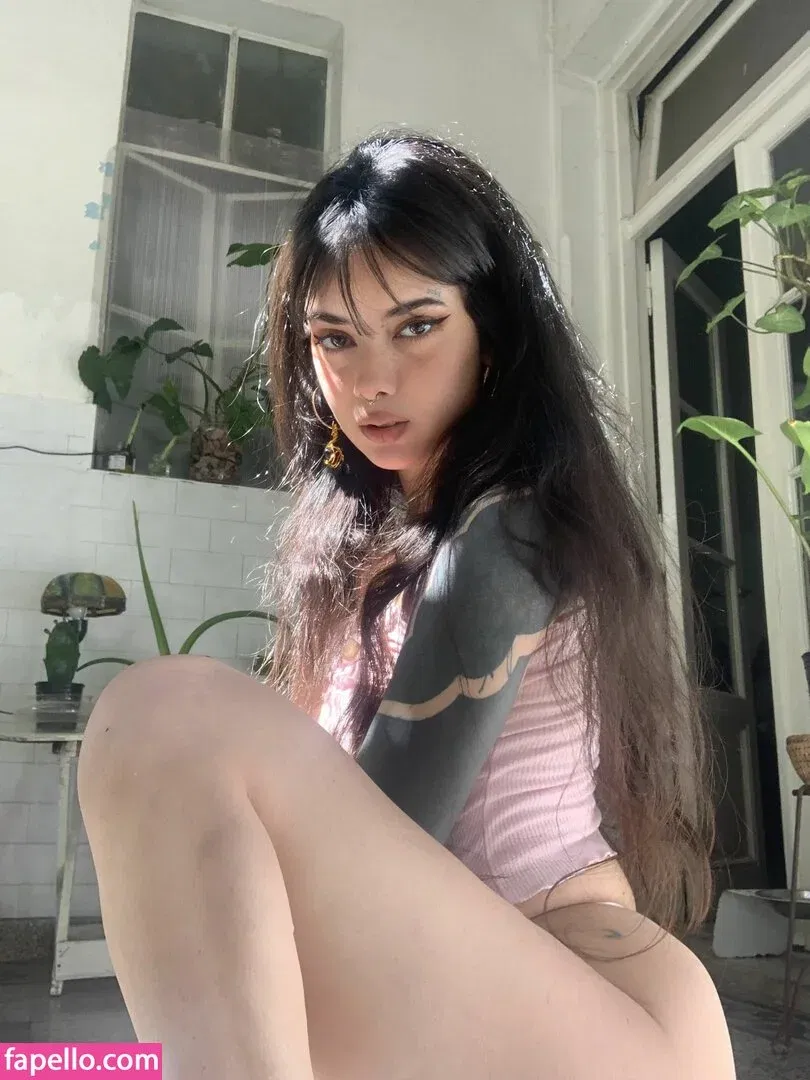 meli777 Onlyfans Photo Gallery 