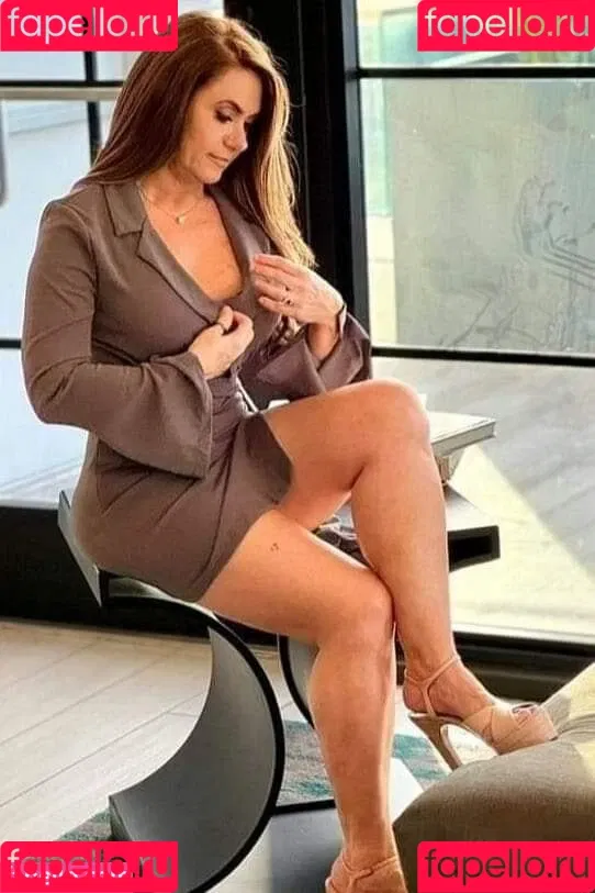 Penelope Menchaca Onlyfans Photo Gallery 
