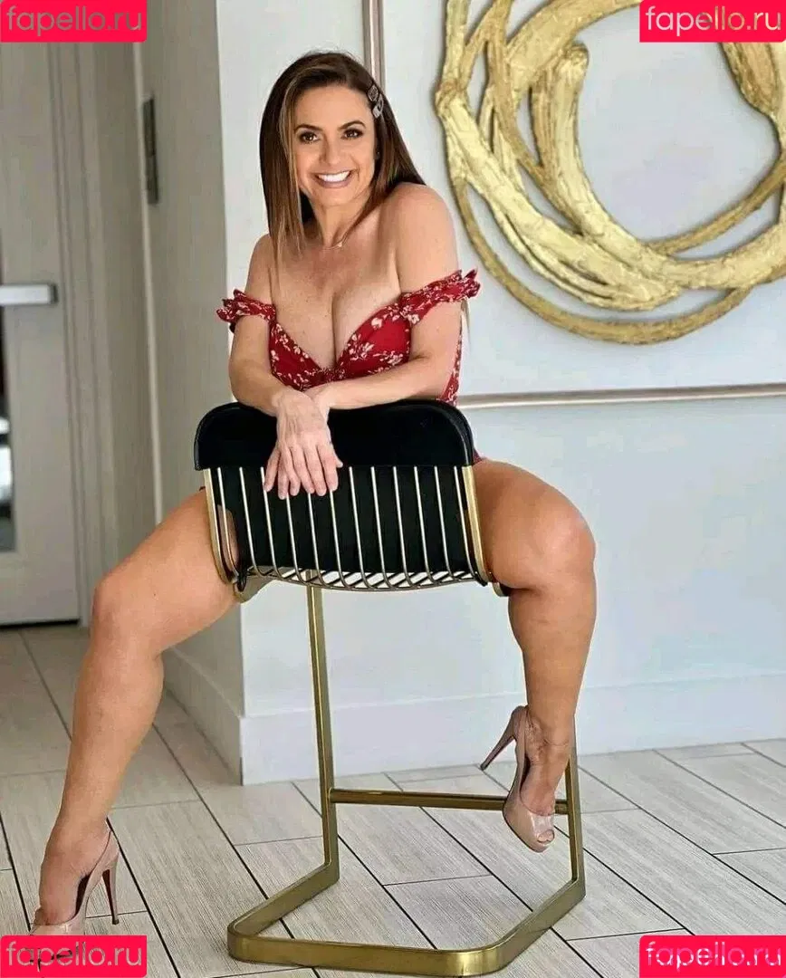 Penelope Menchaca Onlyfans Photo Gallery 