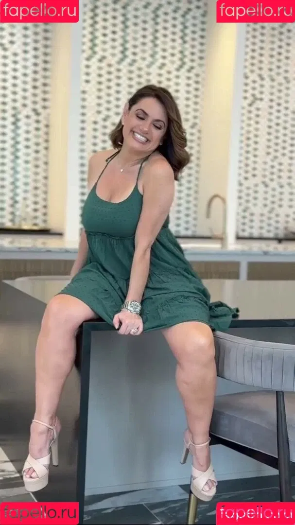 Penelope Menchaca Onlyfans Photo Gallery 
