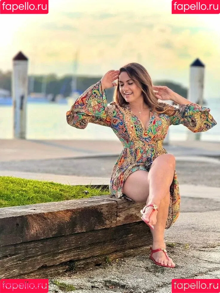 Penelope Menchaca Onlyfans Photo Gallery 