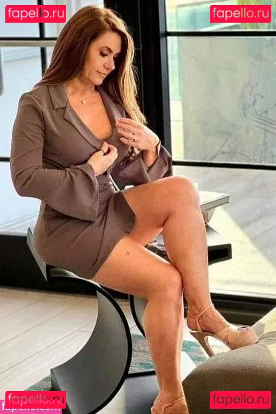 Penelope Menchaca Onlyfans Photo Gallery 