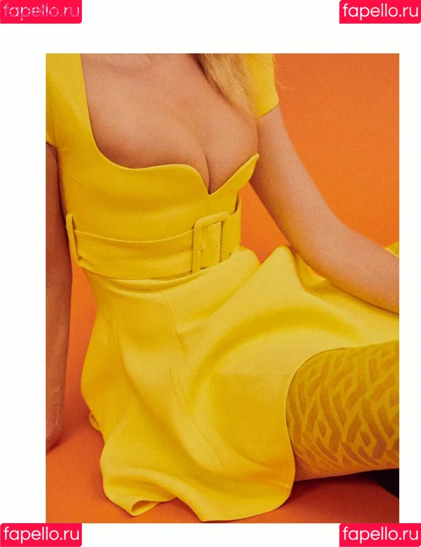 Anna Ewers Onlyfans Photo Gallery 