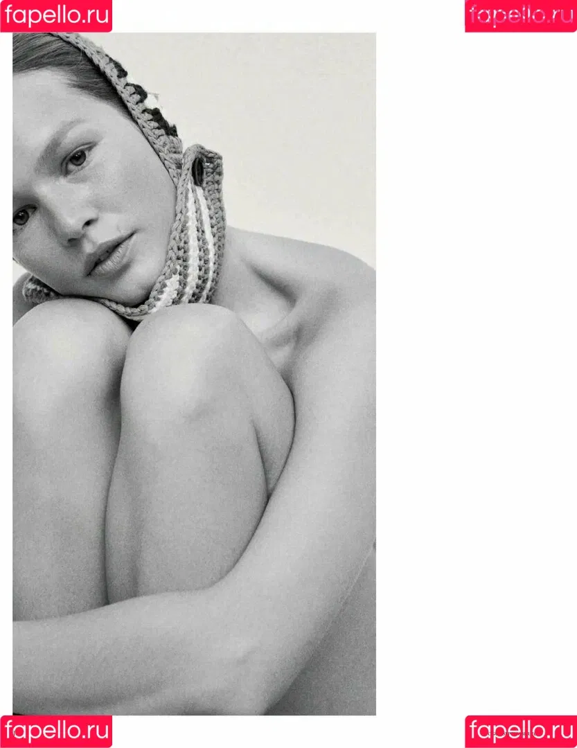 Anna Ewers Onlyfans Photo Gallery 