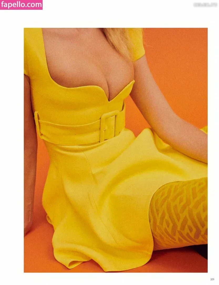 Anna Ewers Onlyfans Photo Gallery 