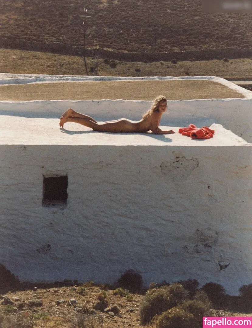 Anna Ewers Onlyfans Photo Gallery 