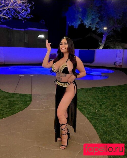 Lulu Reyes Nude Onlyfans Photo 6